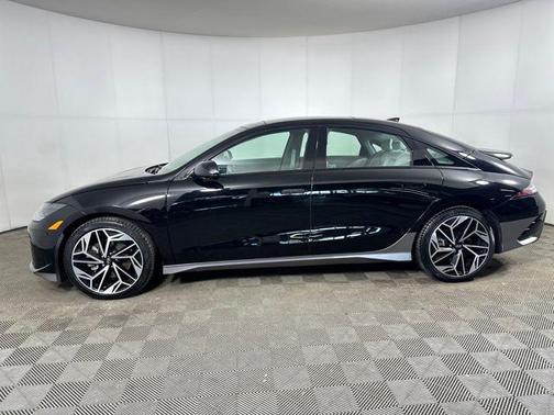 2024 Hyundai IONIQ 6 Limited