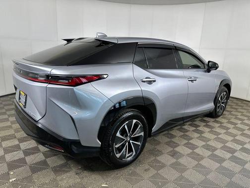 2024 Lexus RZ 300e Premium