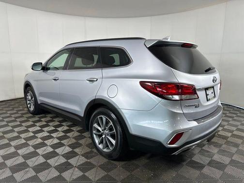 2019 Hyundai Santa Fe XL SE