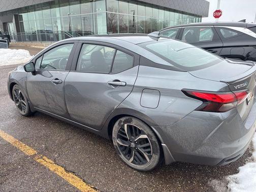 2024 Nissan Versa 1.6 S