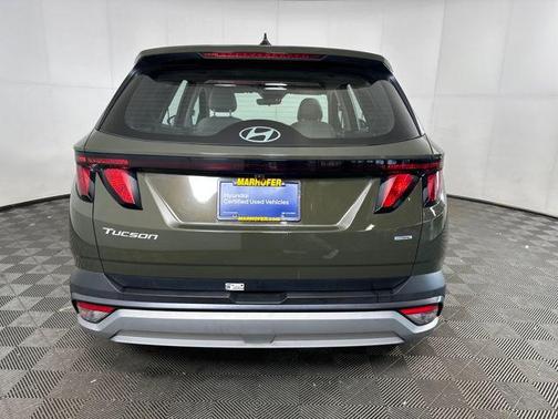 2025 Hyundai TUCSON SE