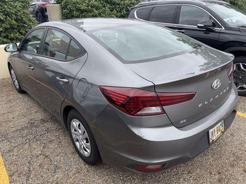 2020 Hyundai ELANTRA SE