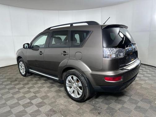 2011 Mitsubishi Outlander SE