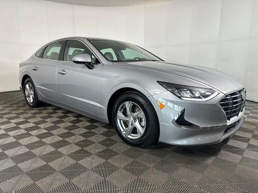 2023 Hyundai SONATA SE