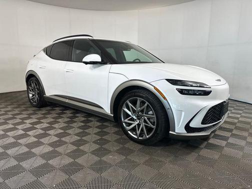 2023 Genesis GV60 Advanced AWD