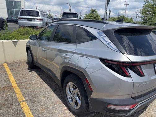 Shimmering Silver 2023 Hyundai TUCSON SEL