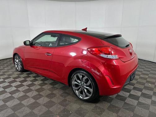 2015 Hyundai Veloster RE:FLEX w/Black
