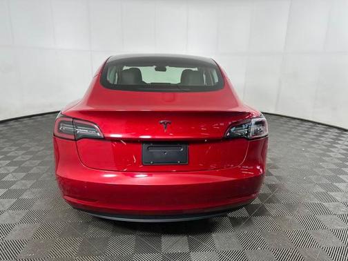 2023 Tesla Model 3 Standard Range