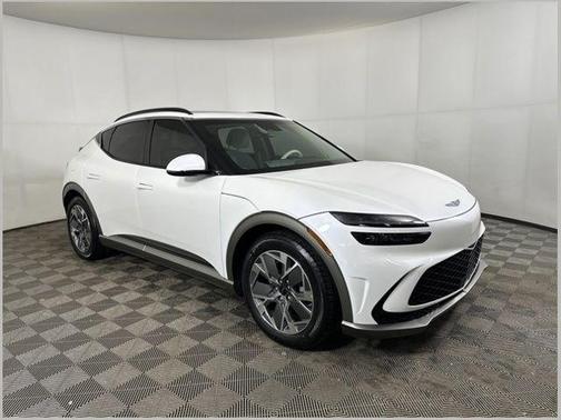 2025 Genesis GV60 Standard AWD