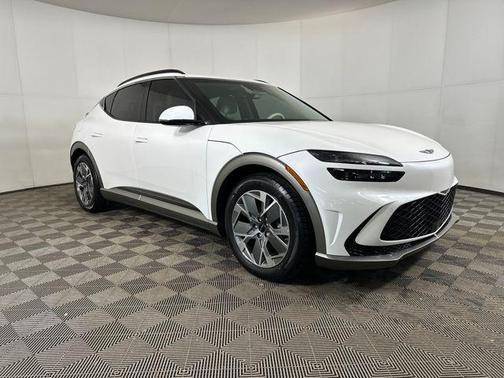 2025 Genesis GV60 Standard AWD