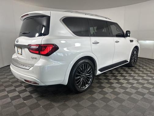 2022 INFINITI QX80 PREMIUM SELECT