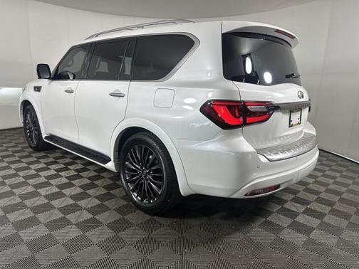 2022 INFINITI QX80 PREMIUM SELECT