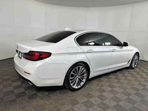 2022 BMW 530 i xDrive