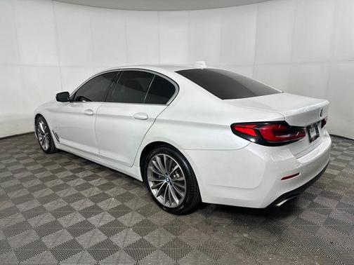 2022 BMW 530 i xDrive