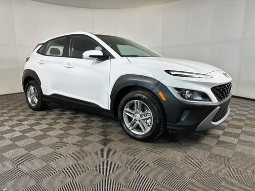 2023 Hyundai KONA SE