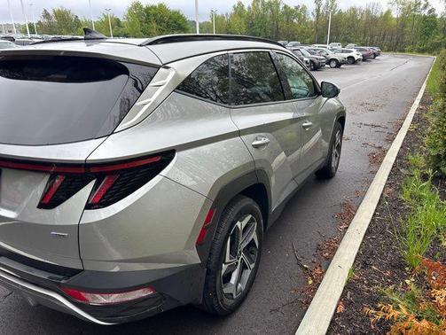 Shimmering Silver 2023 Hyundai TUCSON Limited