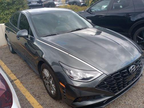 2022 Hyundai SONATA SEL