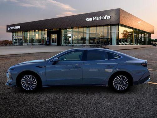 2026 Hyundai SONATA Hybrid SE