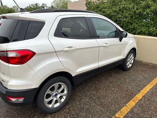 White Platinum Metallic Tri-Coat 2020 Ford EcoSport SE
