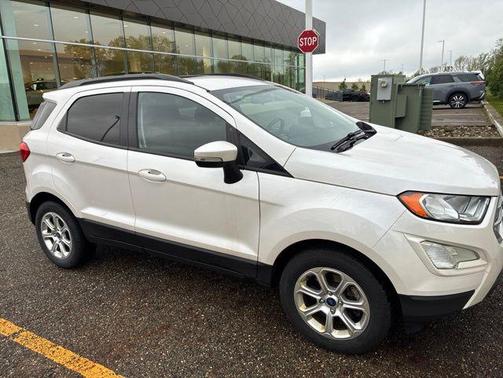 White Platinum Metallic Tri-Coat 2020 Ford EcoSport SE