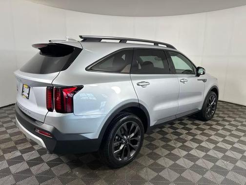 2022 Kia Sorento EX