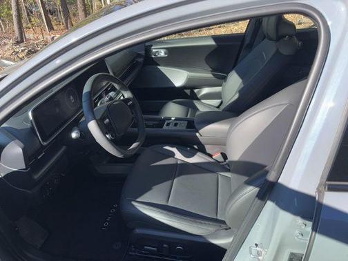 2023 Hyundai IONIQ 6 Limited