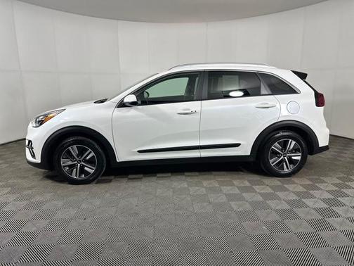 2022 Kia Niro LXS