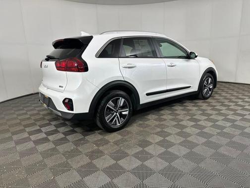 2022 Kia Niro LXS