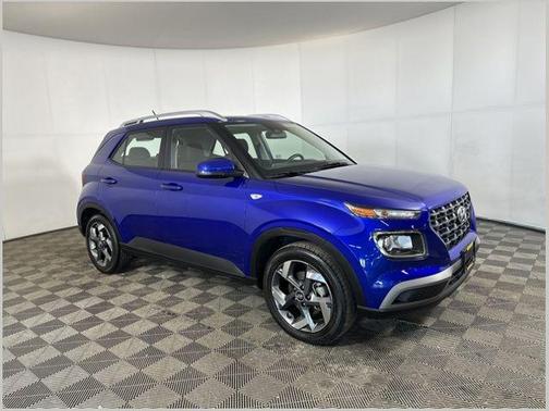 2024 Hyundai VENUE SEL