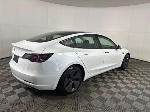 2023 Tesla Model 3 Standard Range