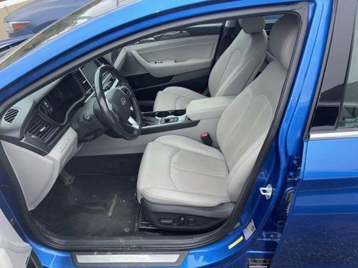 2019 Hyundai SONATA Limited