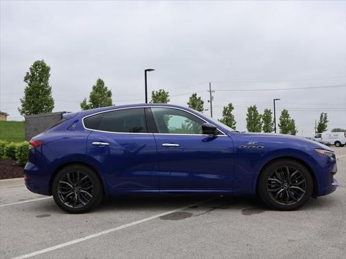 2024 Maserati Levante GT Ultima