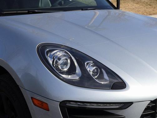 2017 Porsche Macan Base