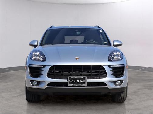 2017 Porsche Macan Base