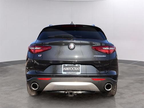 2018 Alfa Romeo Stelvio Ti Sport