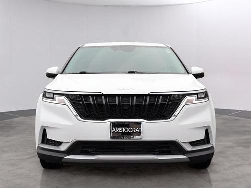 2022 Kia Carnival LXS