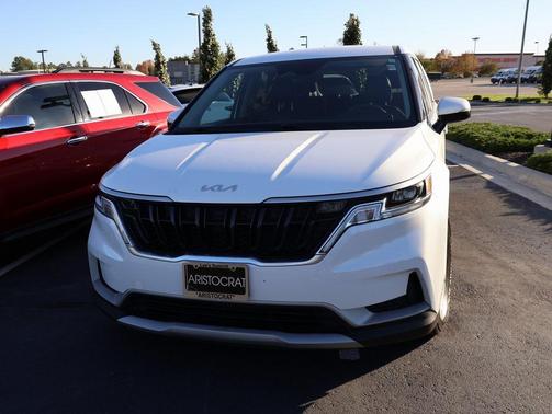 2022 Kia Carnival LXS