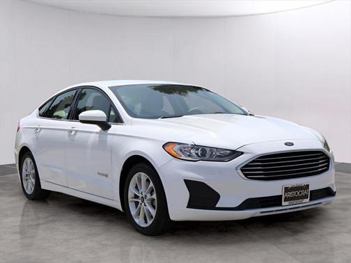 2019 Ford Fusion Hybrid SE