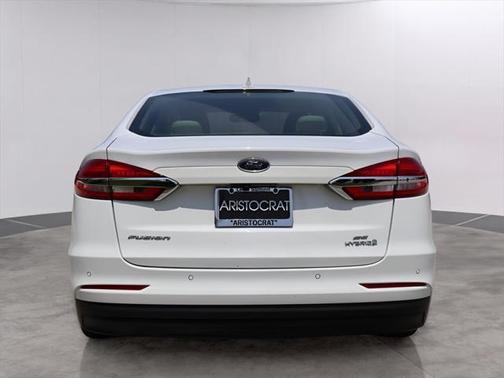 2019 Ford Fusion Hybrid SE