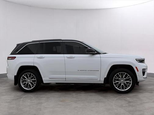 2022 Jeep Grand Cherokee 4xe Summit