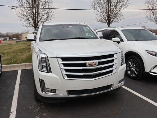 Crystal White Tricoat 2020 Cadillac Escalade ESV Luxury