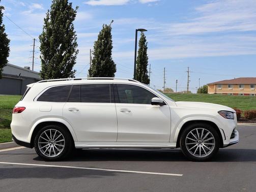 2023 Mercedes-Benz GLS 450 4MATIC