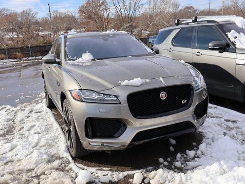 2018 Jaguar F-PACE S