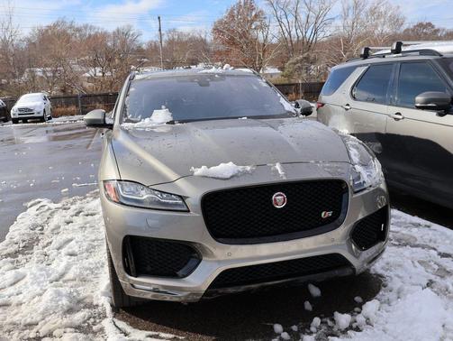 2018 Jaguar F-PACE S