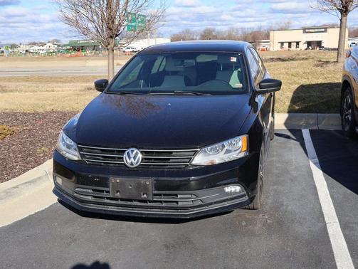 2016 Volkswagen Jetta 1.8T Sport