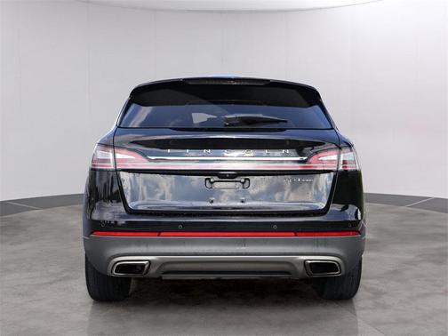 2019 Lincoln Nautilus Select