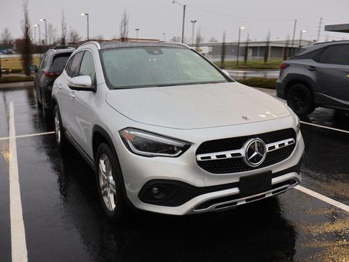 2021 Mercedes-Benz GLA 250 Base 4MATIC