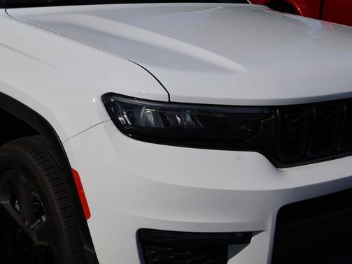 Bright White Clearcoat 2025 Jeep Grand Cherokee L Limited