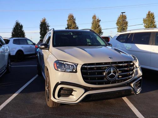 2025 Mercedes-Benz GLS 450 4MATIC