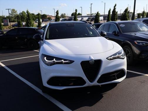 2024 Alfa Romeo Stelvio Sprint AWD